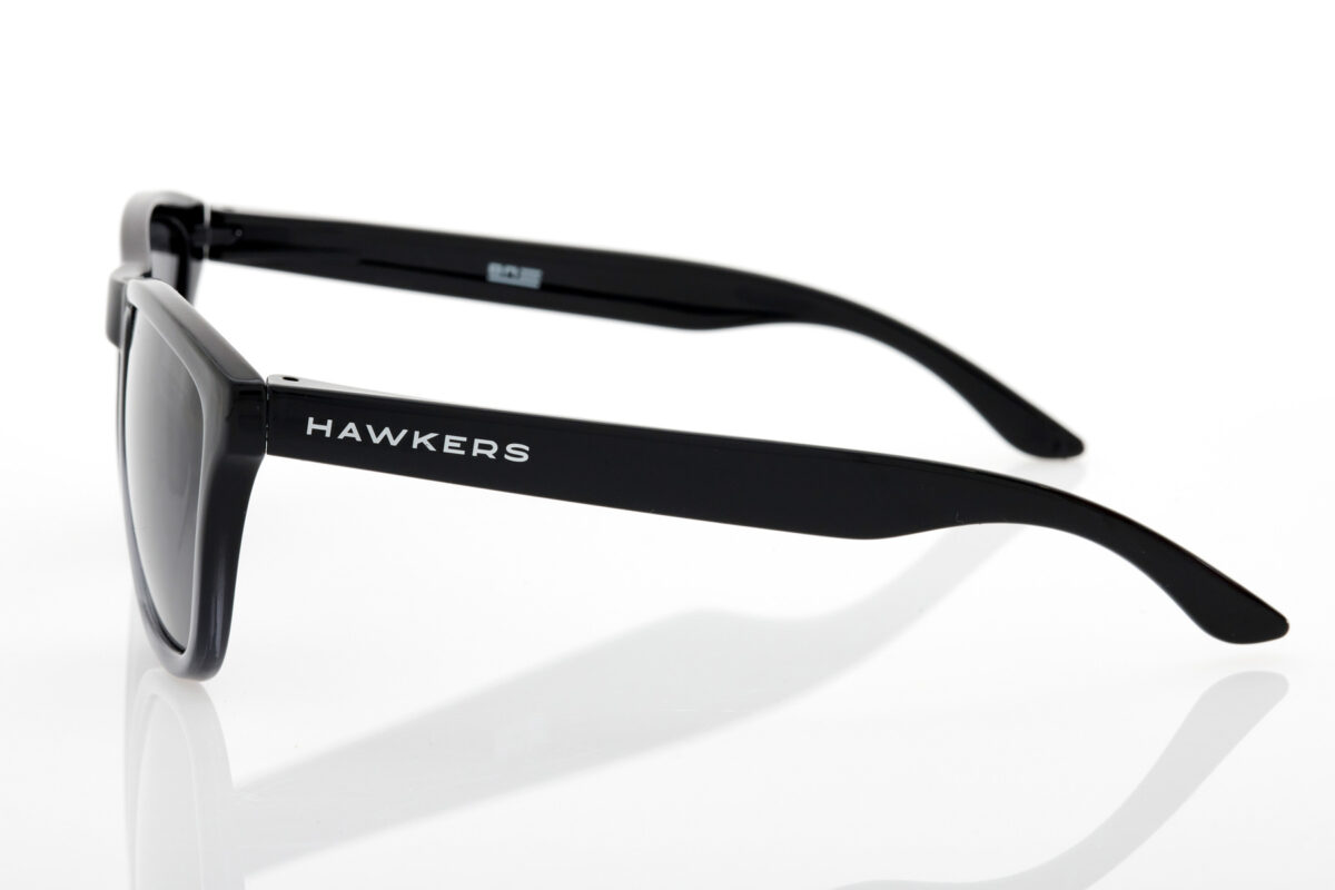 Black unisex Sunglasses Hawkers Fusion Dark One